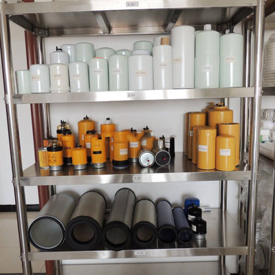 Brennstoffdrehung am Filterelement P550625 für die Bagger-Dieselmotoren 55072323 FF550625